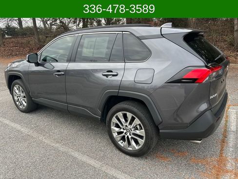 Used 2023 Toyota RAV4 XLE Premium image 3