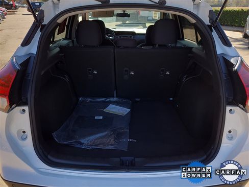 Certified 2025 Nissan Kicks Play S image 7