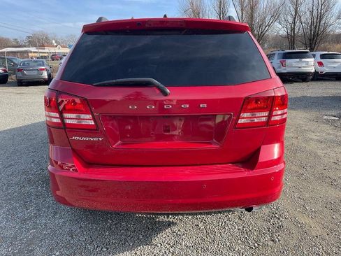 Used 2020 Dodge Journey SE w/ SE Popular Equipment Group FWD image 6