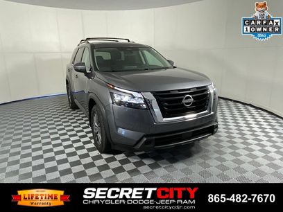Used 2024 Nissan Pathfinder SV w/ SV Premium Package