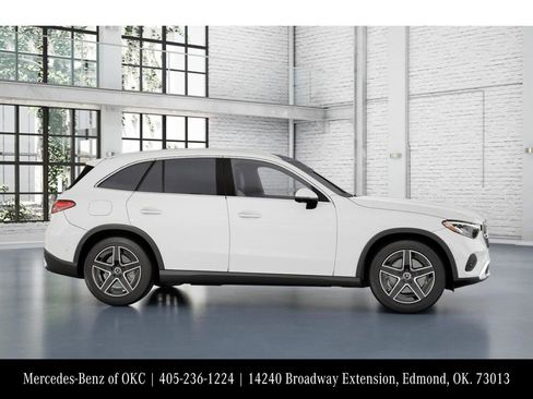 Used 2026 Mercedes-Benz GLC 300 4MATIC image 15