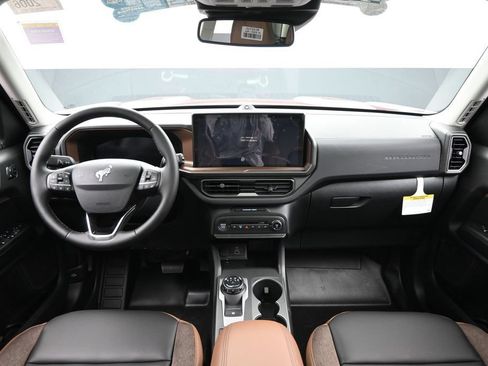 New 2026 Ford Bronco Sport Outer Banks w/ Sasquatch Outer Banks Package AWD/4WD image 20