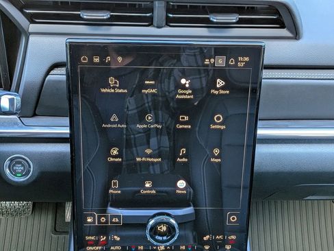 New 2026 GMC Terrain Elevation w/ Elevation Premium Package image 19