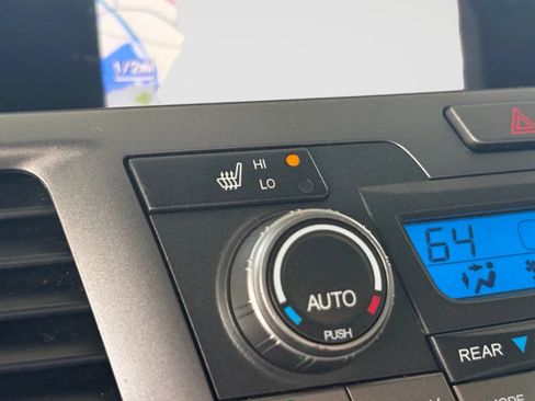 Used 2012 Honda Odyssey Touring Elite image 26