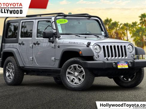 Used 2018 Jeep Wrangler Unlimited Rubicon w/ Connectivity Group AWD/4WD image 1