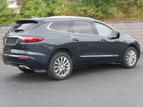 Certified 2021 Buick Enclave Premium w/ Sun and Sites Package image 7