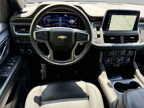 Used 2023 Chevrolet Tahoe LT w/ Luxury Package AWD/4WD image 4