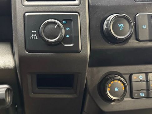 Used 2022 Ford F250 XL w/ Power Equipment Group image 23