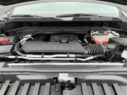 Used 2025 Chevrolet Silverado 1500 LT image 26