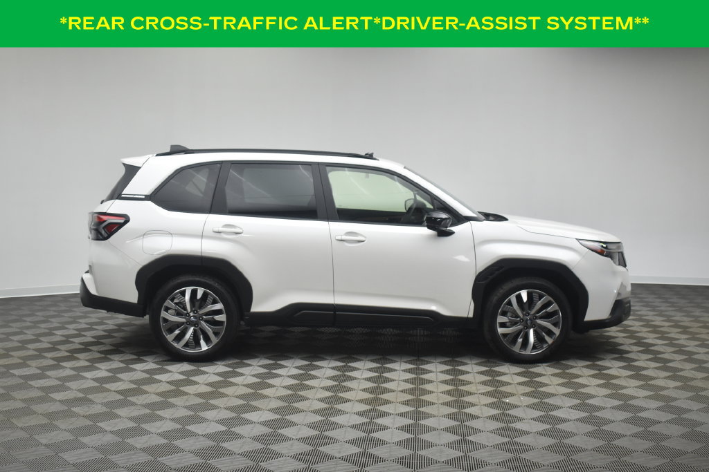 Used 2025 Subaru Forester Touring AWD/4WD image 10
