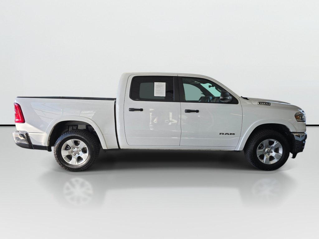 Used 2025 RAM 1500 Big Horn AWD/4WD image 6