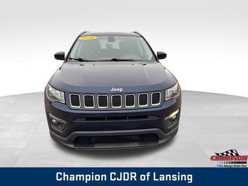 Used 2018 Jeep Compass Latitude w/ Cold Weather Group image 16
