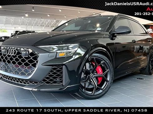 Certified 2025 Audi RS Q8 performance AWD/4WD image 1