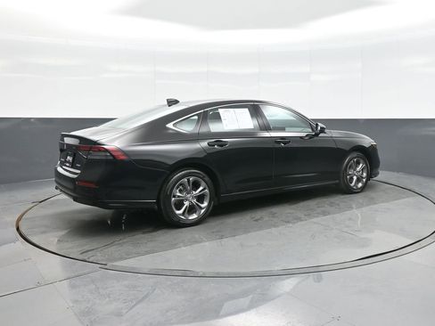 Used 2023 Honda Accord EX-L image 7