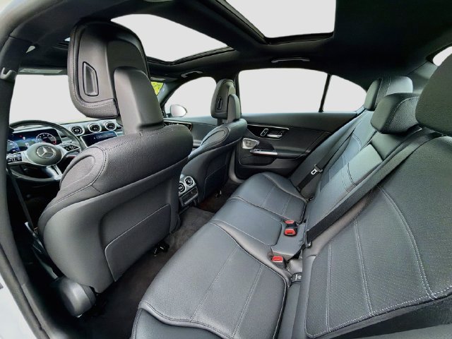 Used 2023 Mercedes-Benz C 300 Sedan image 23