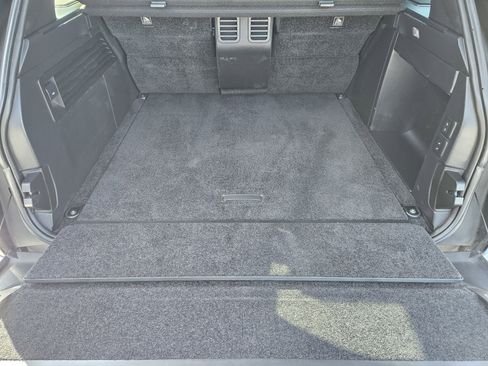 Used 2021 Land Rover Range Rover LWB SV Autobiography image 34