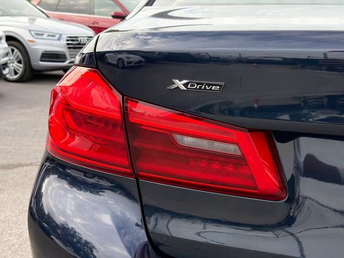 Used 2020 BMW 530i xDrive w/ Convenience Package AWD/4WD image 9