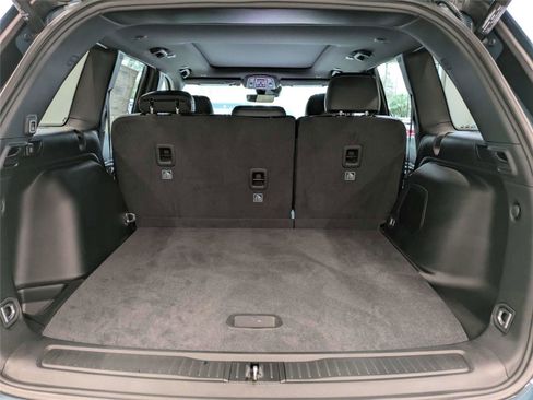 New 2026 Jeep Grand Cherokee Limited RWD image 13