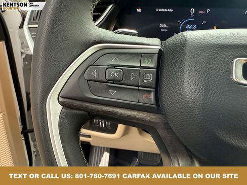 Used 2024 Jeep Grand Cherokee Limited image 19