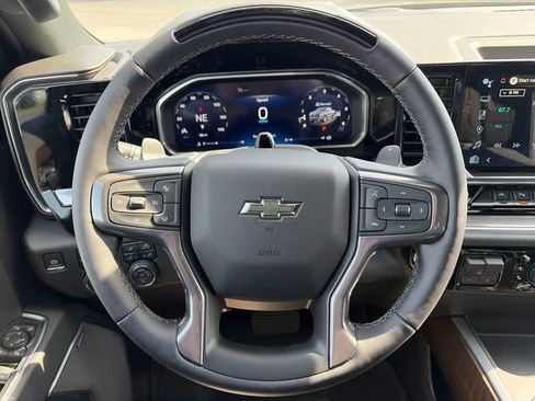 New 2026 Chevrolet Silverado 1500 High Country w/ High Country Premium Package AWD/4WD image 25