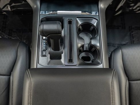 Certified 2025 Ford F150 Lariat image 27