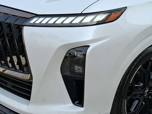 New 2026 INFINITI QX80 SPORT w/ Sport Exterior Package image 7