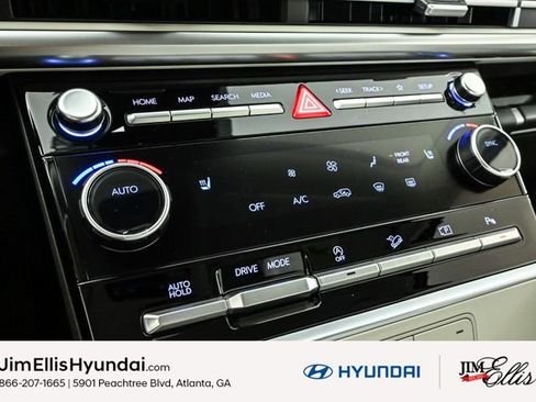 Used 2025 Hyundai Santa Fe SEL image 21