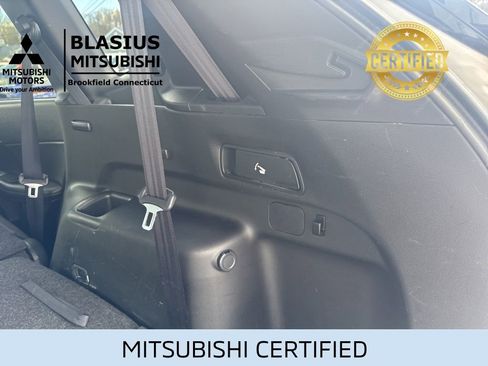 Used 2024 Mitsubishi Outlander SE AWD/4WD image 13