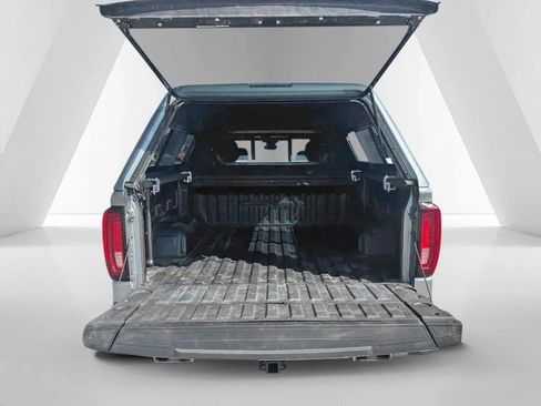Used 2024 GMC Sierra 1500 Denali Ultimate AWD/4WD image 32