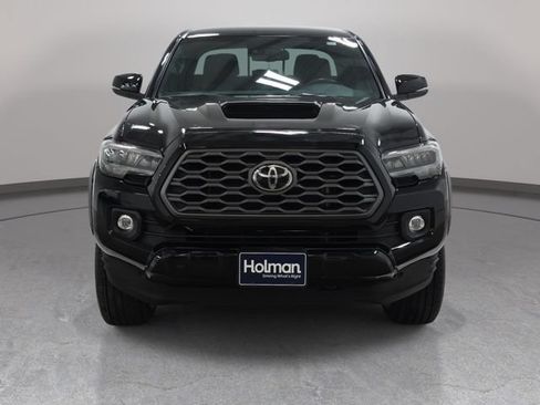 Certified 2023 Toyota Tacoma TRD Sport AWD/4WD image 2