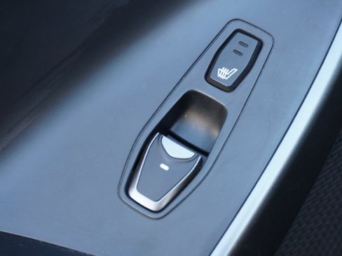 Used 2018 Hyundai Santa Fe Sport w/ Cargo Package image 31