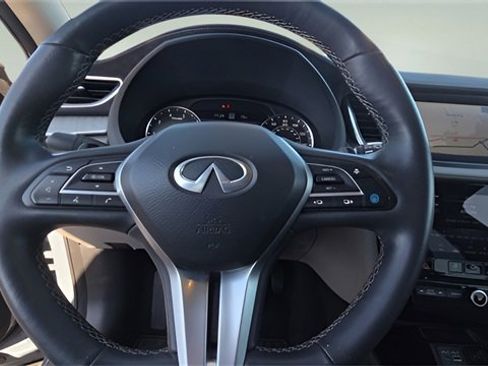 Used 2023 INFINITI QX50 Sensory w/ Accent Package image 10