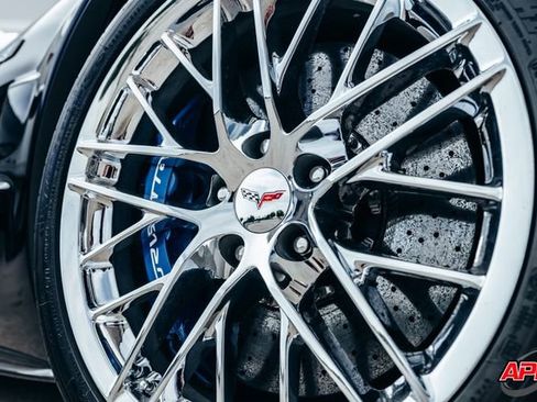 Used 2011 Chevrolet Corvette ZR1 w/ Preferred Equipment Group RWD image 4