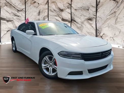 Used 2021 Dodge Charger SXT w/ Leather Interior Group RWD image 1