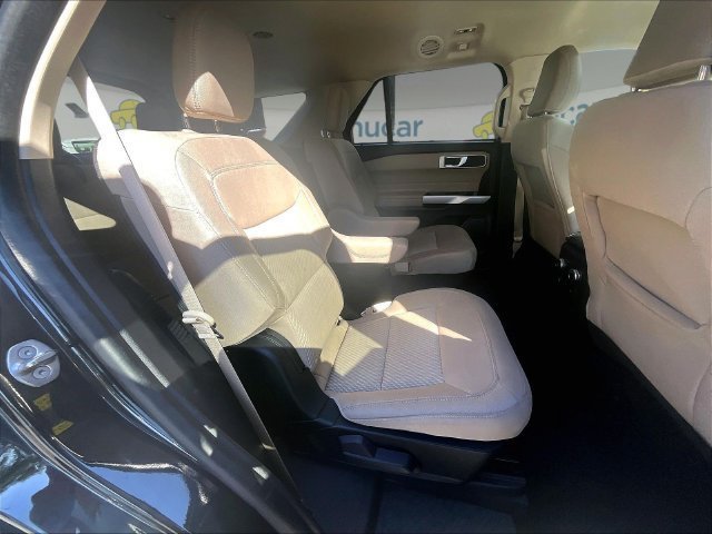 Used 2022 Ford Explorer XLT AWD/4WD image 22