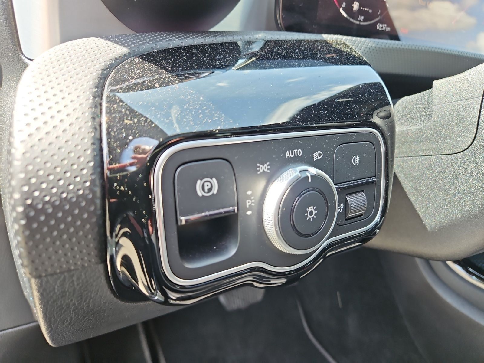 Used 2025 Mercedes-Benz CLA 250 4MATIC image 22