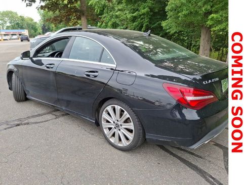 Used 2019 Mercedes-Benz CLA 250 4MATIC image 8