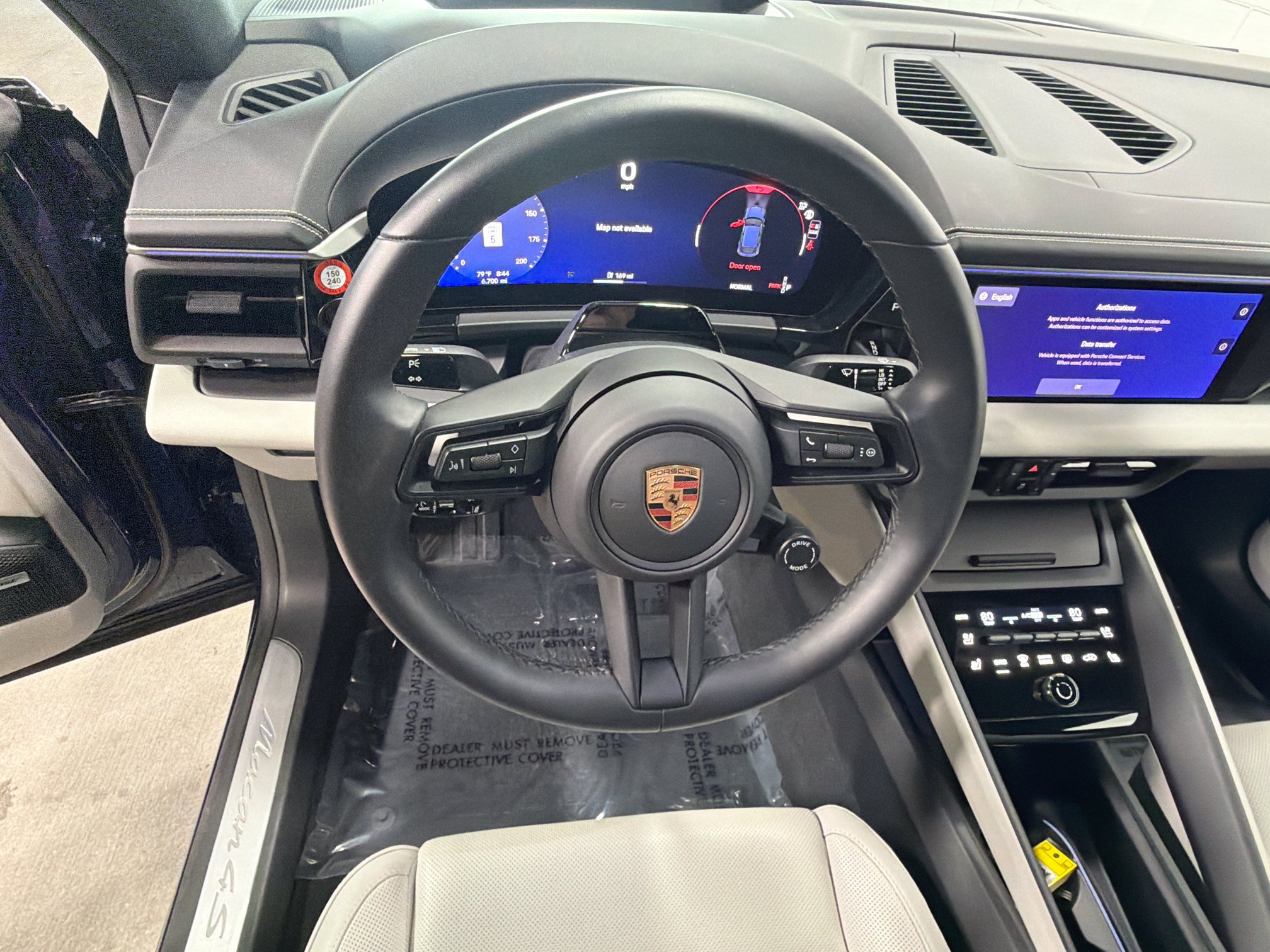 Certified 2026 Porsche Macan 4S Electric AWD/4WD image 40