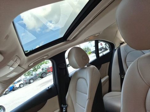 Used 2020 Mercedes-Benz C 300 4MATIC Sedan image 26