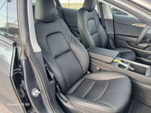 Used 2023 Tesla Model 3 Standard Range image 18