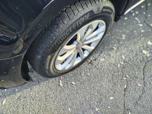 Used 2016 Audi Q5 2.0T Premium Plus w/ Technology Package image 4