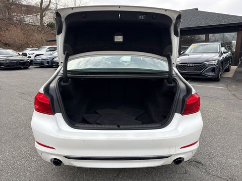Used 2019 BMW 530i xDrive w/ Convenience Package image 17