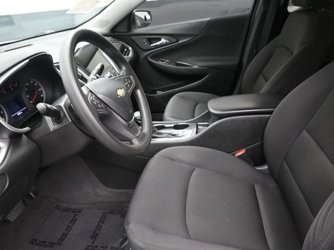 Used 2022 Chevrolet Malibu LS FWD image 12