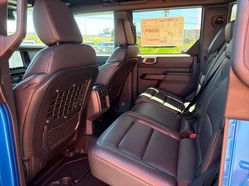New 2025 Ford Bronco Big Bend w/ Black Diamond Package AWD/4WD image 13