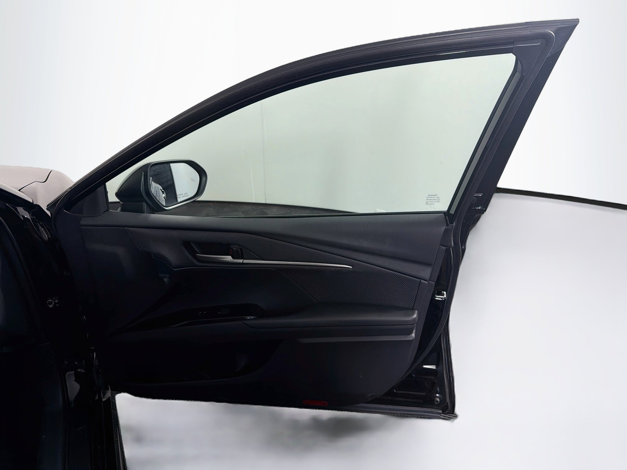 Used 2026 Toyota Camry SE w/ Convenience Package FWD image 33