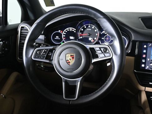 Certified 2023 Porsche Cayenne AWD/4WD image 12