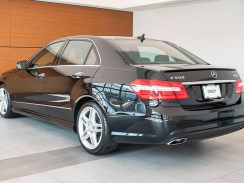 Used 2013 Mercedes-Benz E 550 4MATIC Sedan image 6