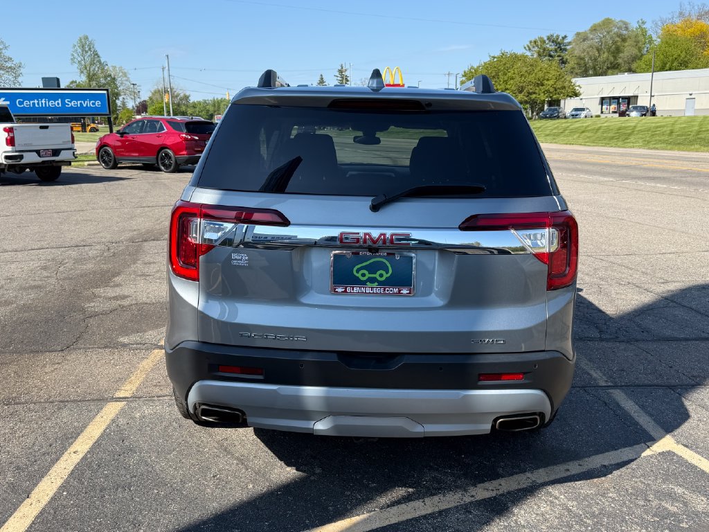 Certified 2023 GMC Acadia SLE AWD/4WD image 4