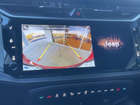 New 2026 Jeep Cherokee Limited AWD/4WD image 9