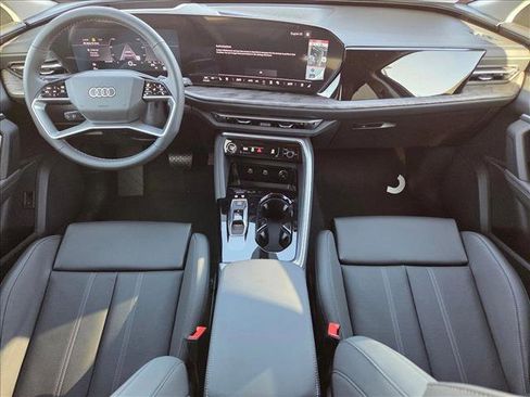 New 2025 Audi Q5 Premium Plus image 14
